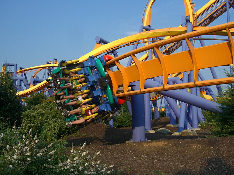 Launched roller coaster - Wikipedia