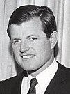 Ted Kennedy, 1967 (altranĉite).jpg