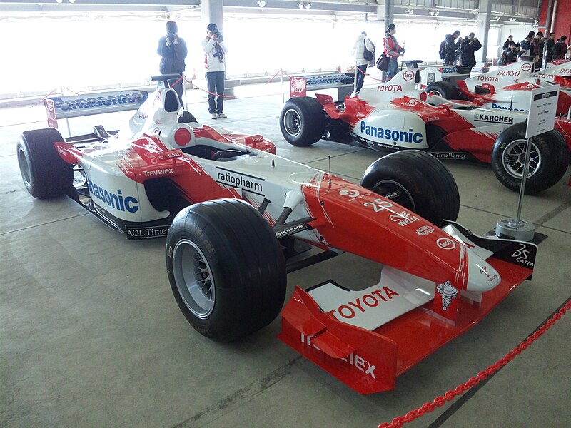 File:Toyota TF102.jpg