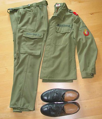 Datei:Uniform1.jpg – Wikipedia