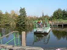 Hand-operated cable ferry Veerpontje.jpg