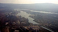 Tiedosto:Vizag_Port_Aerial.jpg