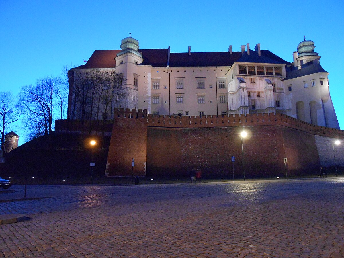 Wawel Castle перевод на русский.