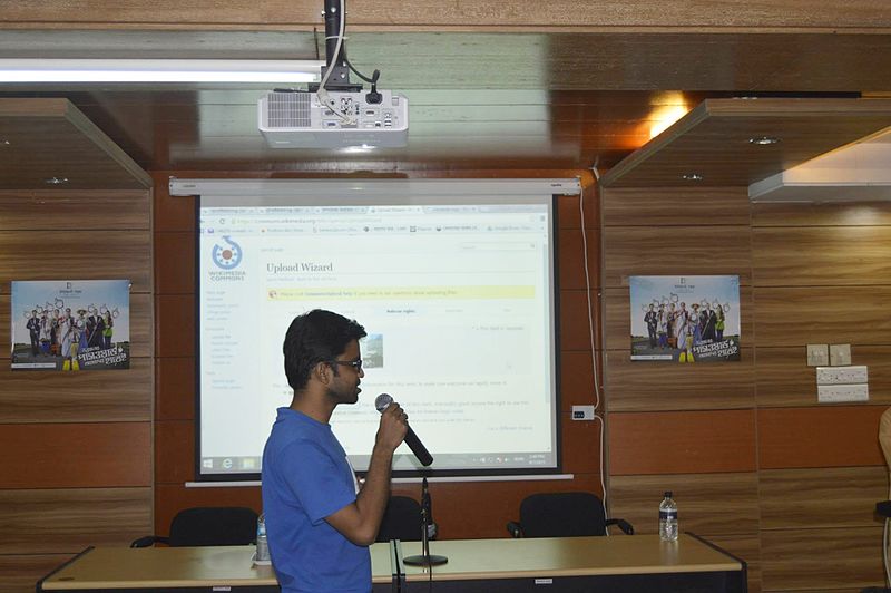 File:Wikipedia workshop at Chapai Nawabganj.jpg