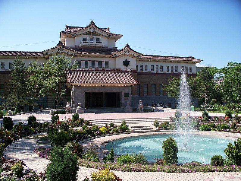 File:Yuzhno SakhalinMuseum (5).JPG