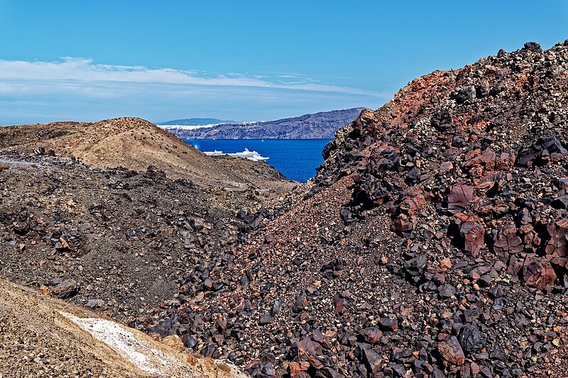 File:"Dramatische Landschaft" - Die Insel Nea Kameni. 13.jpg