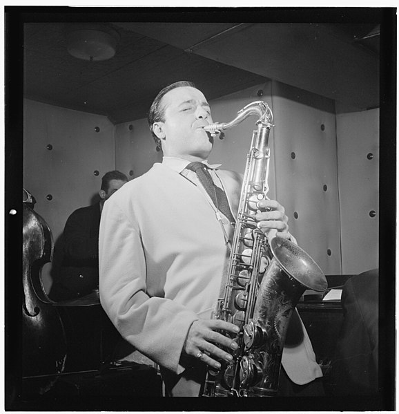 File:(Portrait of Flip Phillips, Three Deuces, New York, N.Y., ca. June 1947) (LOC) (5104556759).jpg