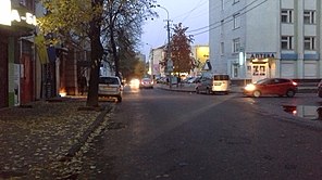 Вулиця Симона Петлюри в місці, де в неї впирається вулиця Словацького