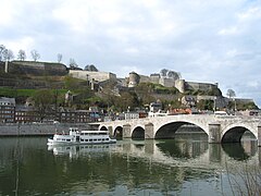 Río Mosa, el puente de Jambes y la ciudadela, Namur.