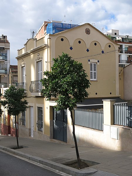 File:014 Casa al c. Santa Eulàlia, 5-7 (Santa Coloma de Gramenet).jpg