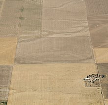 Drought-affected fields near Strasburg, 2012 20120721-NRCS-LSC-0029 - Flickr - USDAgov (cropped).jpg