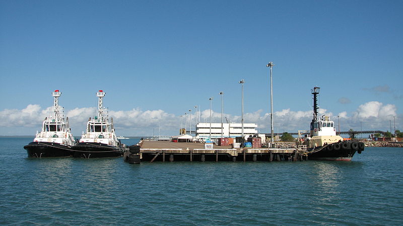 File:3 tugs moored at Fort Hill Wharf.jpg