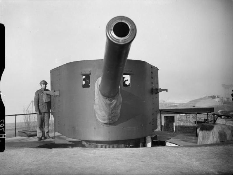 File:6-ich gun Felixstowe 1939 IWM H 707.jpg