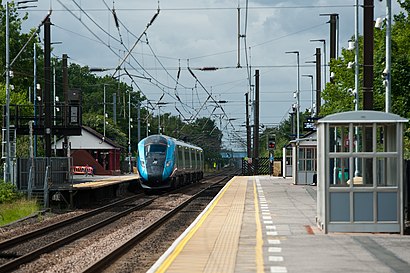 802215 in Northallerton railway station.jpg