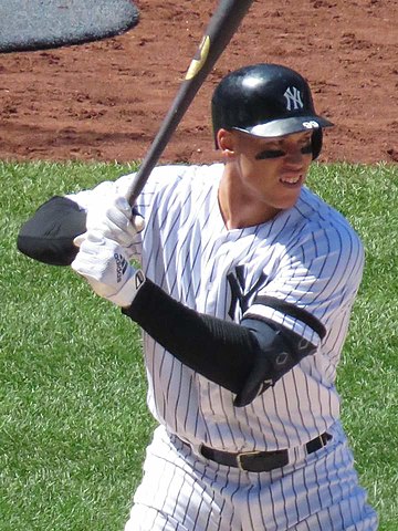 File:Aaron Judge running (36916909961).jpg - Wikimedia Commons