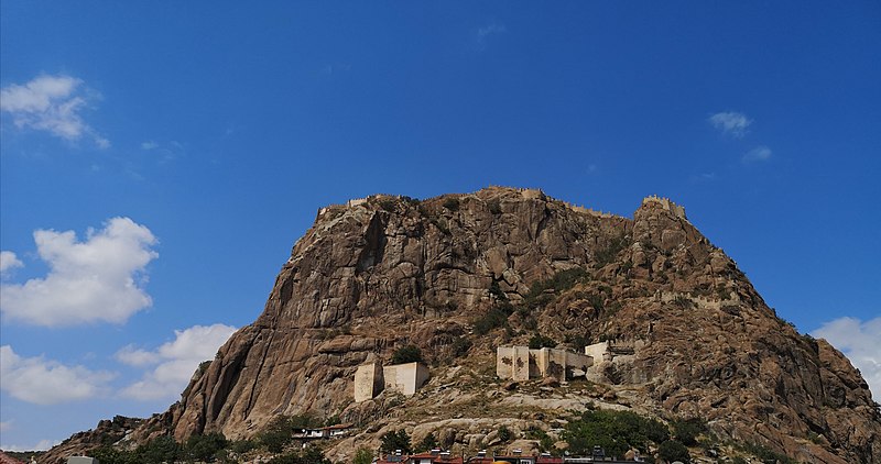 File:Afyonkarahisar Kalesi, 2019.jpg