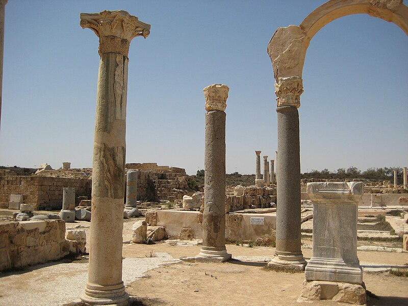 File:Agora Sabratha.JPG