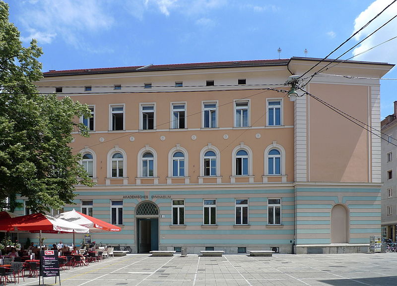 Datei:Akademisches Gymnasium Graz, Frontansicht.jpg