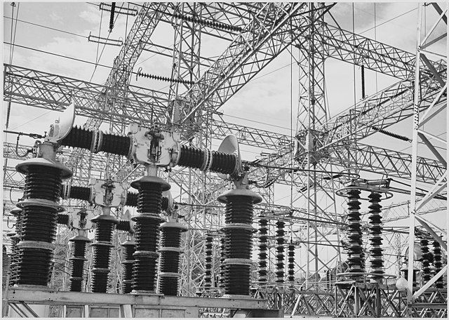 Ansel Adams photograph of electrical wires of the Boulder Dam Power Units, 1941–1942