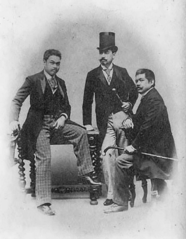 Luna with fellow reformists Eduardo de Lete (center) and Marcelo H. del Pilar (right), Spain, 1890