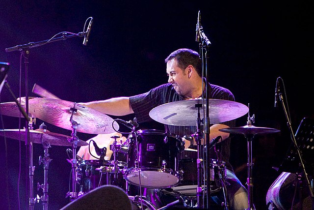 Jazz drummer Antonio Sánchez composed and recorded the score for the film.