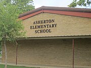 Asherton Elementary School; older students attend high school in Carrizo Springs. Asherton Elementary School, Asherton, TX IMG 4196.JPG