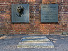 Grab von Grete Weiskopf auf dem Zentralfriedhof Friedrichsfelde in Berlin