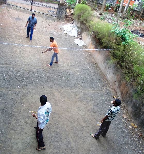 File:Badminton play.jpg