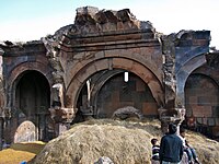 Bagnayr Monastery, zhamatun columns and arcades, and remain of the central vault decorated by muqarnas.