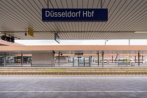 Düsseldorf Hauptbahnhof: Geschichte, Architektur und Bauweise, Verkehrliche Bedeutung und Funktion, Zentraler Omnibusbahnhof Düsseldorf