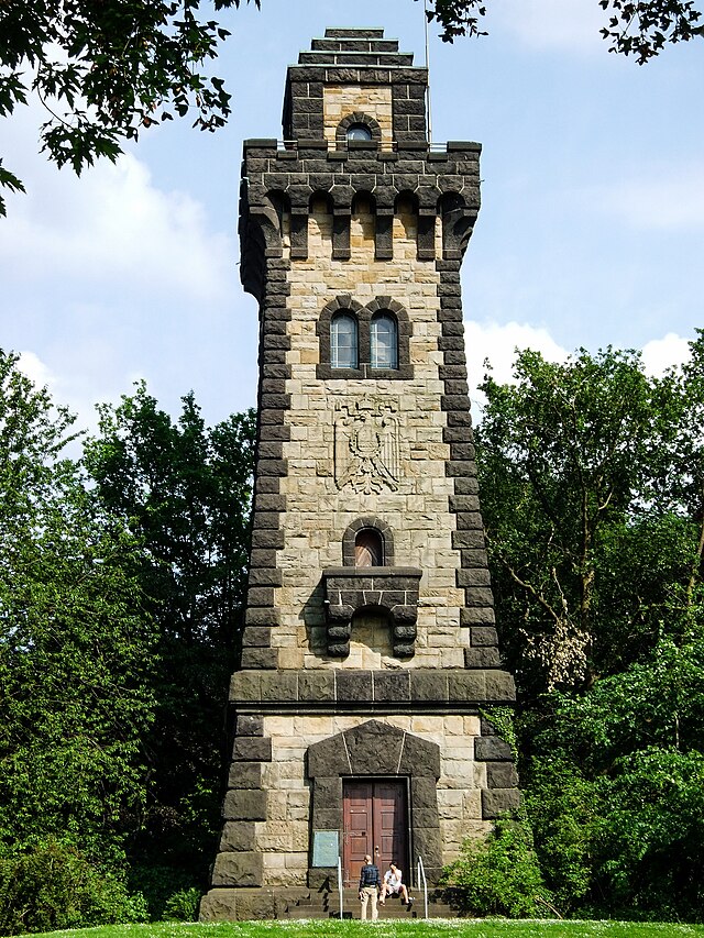 Башня Бисмарка в городе Мюльхайм-на-Руре