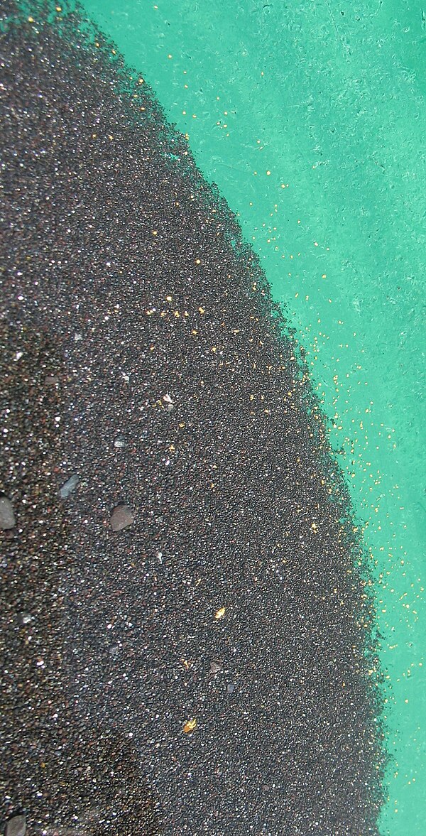 Black sand concentrates