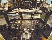 169px-Boeing_B-52_Stratofortress_cockpit