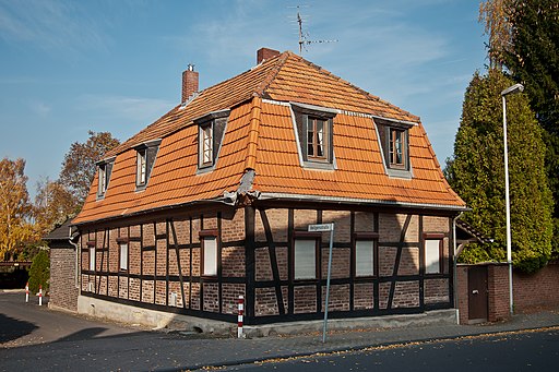 Bornheim Denkmal-72 Roisdorf-Siegesstrasse-15