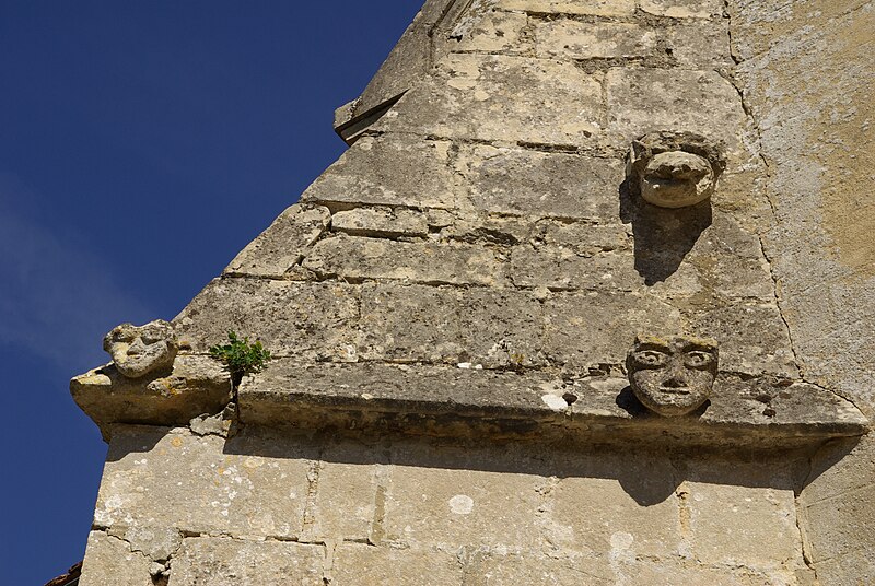 File:Bourg le roi eglise 02.JPG