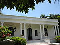 Antigua residencia de Álvaro Cepeda Samudio. Hoy sede de la CRA.