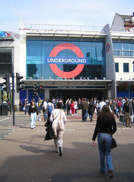 Brixton Tube 2006 04 22