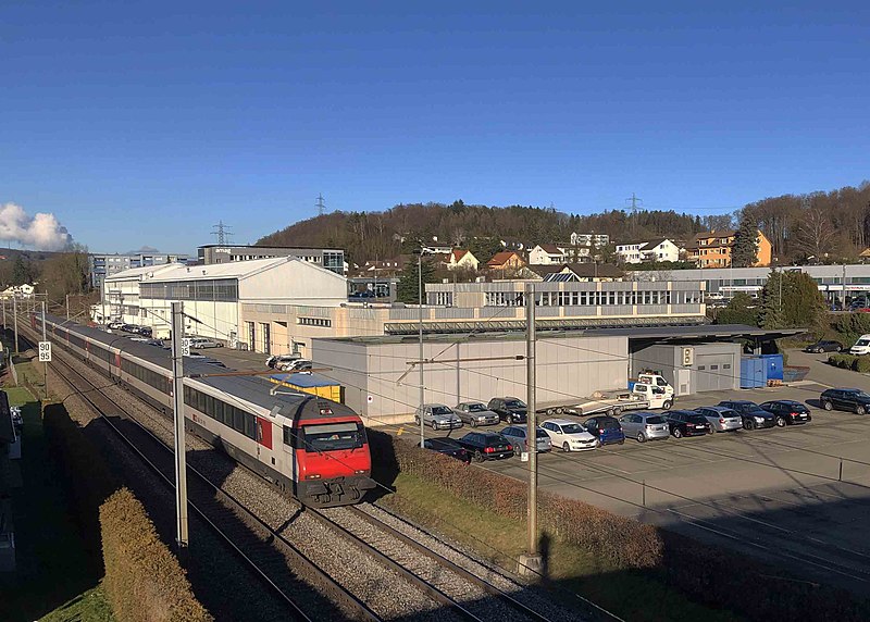 File:Brugg Schinznach-Bad Amag Eisenbahn 2020.jpg