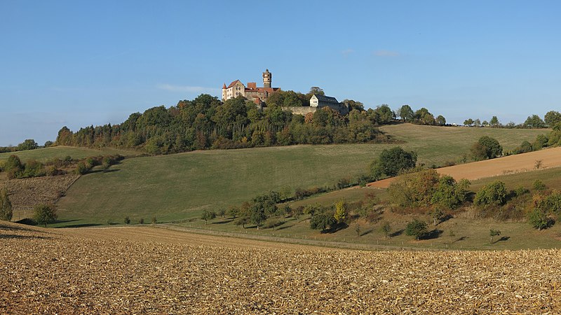 File:Burg Ronneburg.jpg