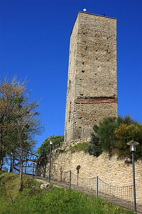Cassinasco torre.jpg