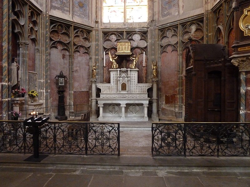 File:Cathedrale St Etiene Toulouse chapelle de la St Croix.jpg