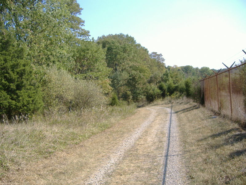 File:Charlestown State Park Trail 3 Start.jpg