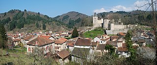 <span class="mw-page-title-main">Châteldon</span> Commune in Auvergne-Rhône-Alpes, France