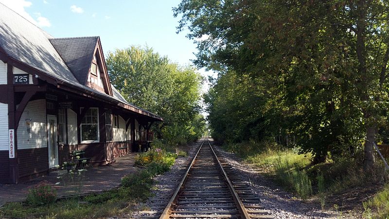 File:Chicago and NW Passenger Station Watertown WI.jpg