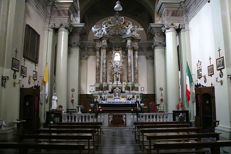 File:Chiesa di Santa Maria delle Grazie (Castel del Piano), interno 01.jpg