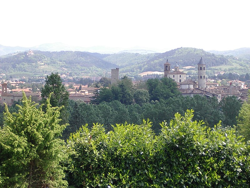 File:Citta di Castello Panorama 1.jpg