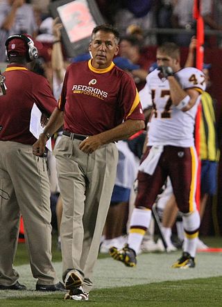 <span class="mw-page-title-main">Jim Zorn</span> American football player and coach (born 1953)