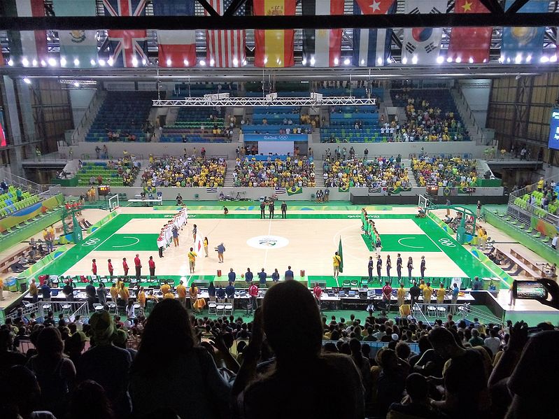 File:Dentro da Arena da Juventude, Jogo de Basquetebol, Brasil x Japão.jpg