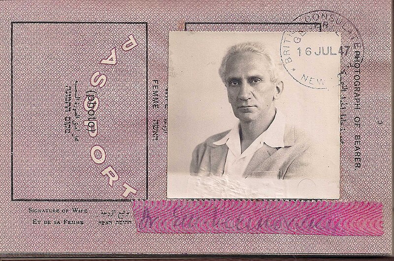 File:Dr.Emmanuel Velikovsky 1947 passport.jpg