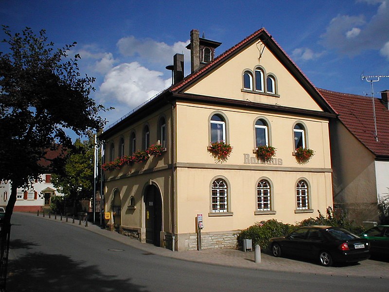 File:Duttenberg-rathaus.JPG